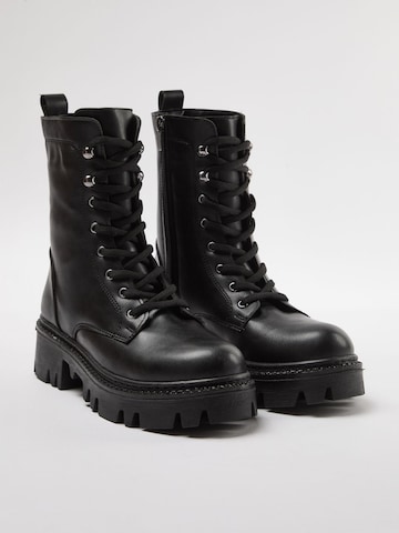 Bottines à lacets Trendyol en noir