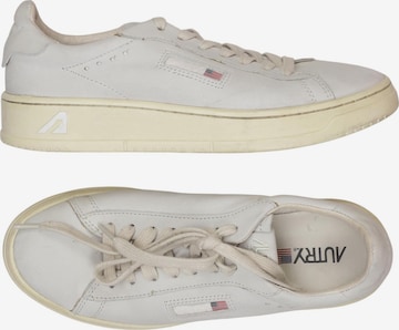 Autry Sneakers & Trainers in 40 in White: front