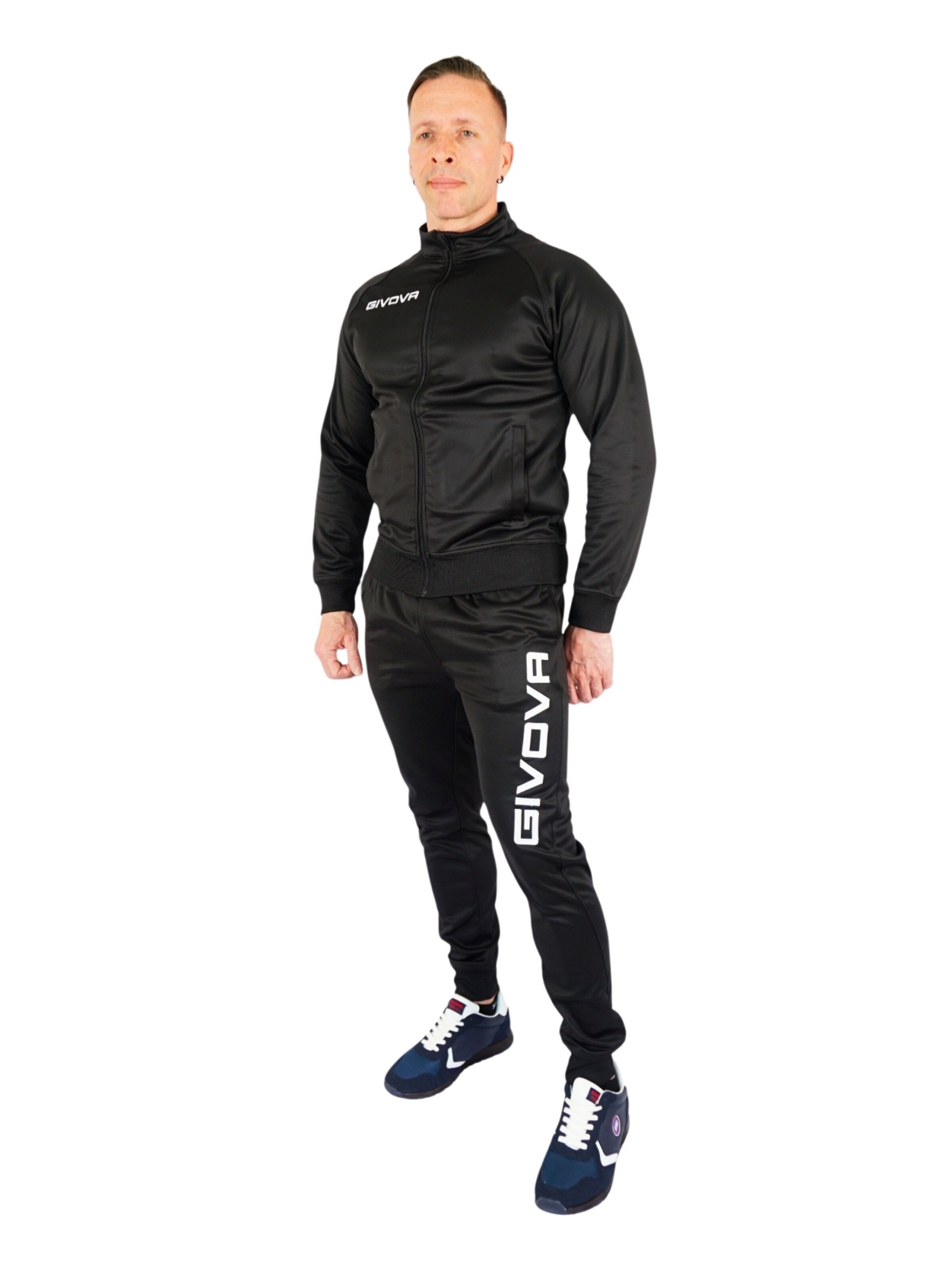 Givova Sweat suit in Black: front