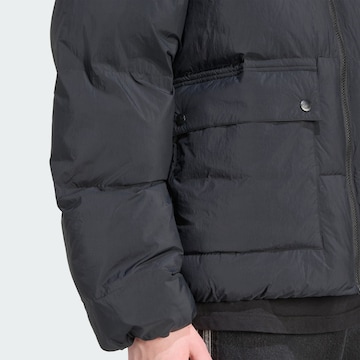 ADIDAS ORIGINALS Tussenjas in Zwart