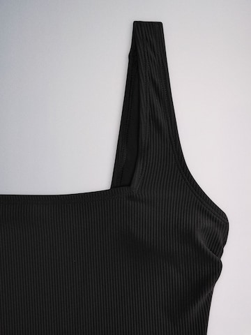 The Set Bustier Badpak in Groen