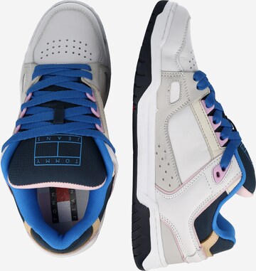 Sneaker bassa di Tommy Jeans in bianco