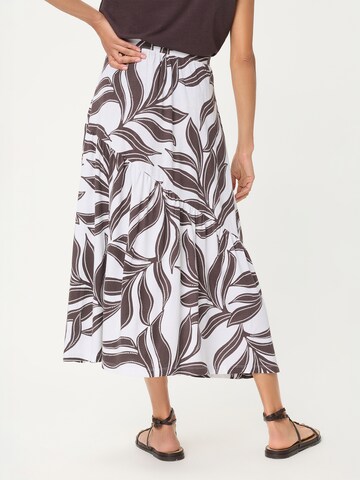 Olsen Skirt in White: back