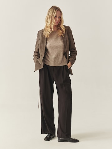 TATUUM Välikausitakki värissä beige