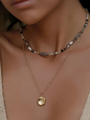 Nemomatheo Necklace 'Mystic Leaf' in Beige