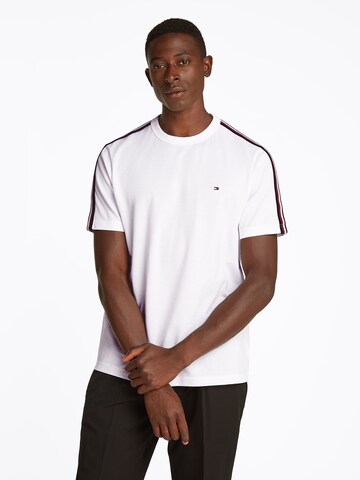 TOMMY HILFIGER Μπλουζάκι 'GLOBAL STRIPE' σε λευκό: μπροστά