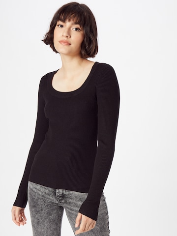 Pull-over Urban Classics en noir : devant