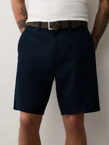 Next Regular Shorts in Blau
