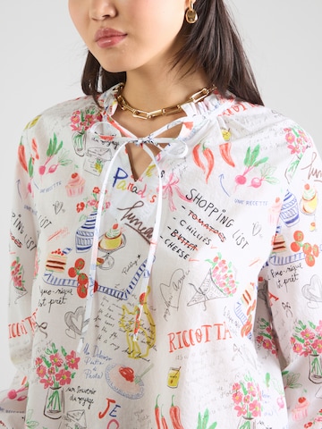 Emily Van Den Bergh - Blusa en blanco