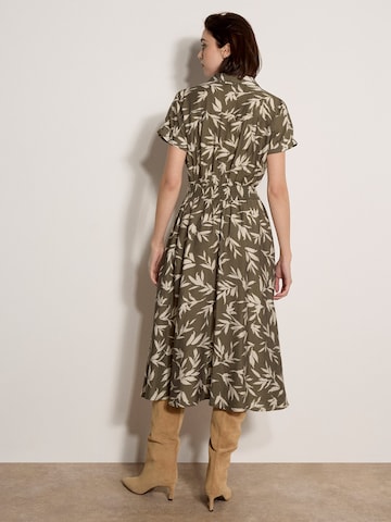 Apricot Dress ' ' in Green