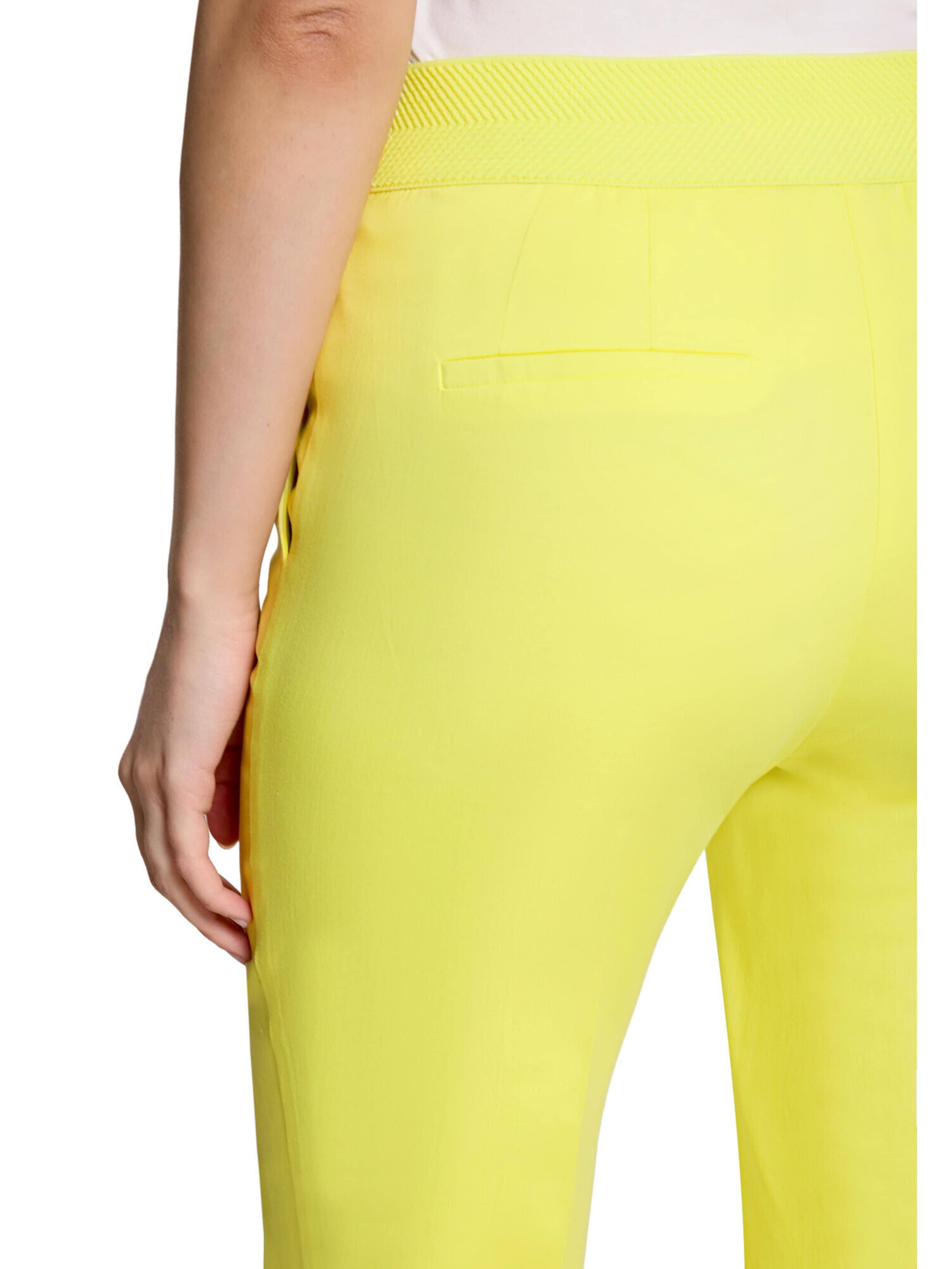 Betty Barclay Loose fit Trousers in Green