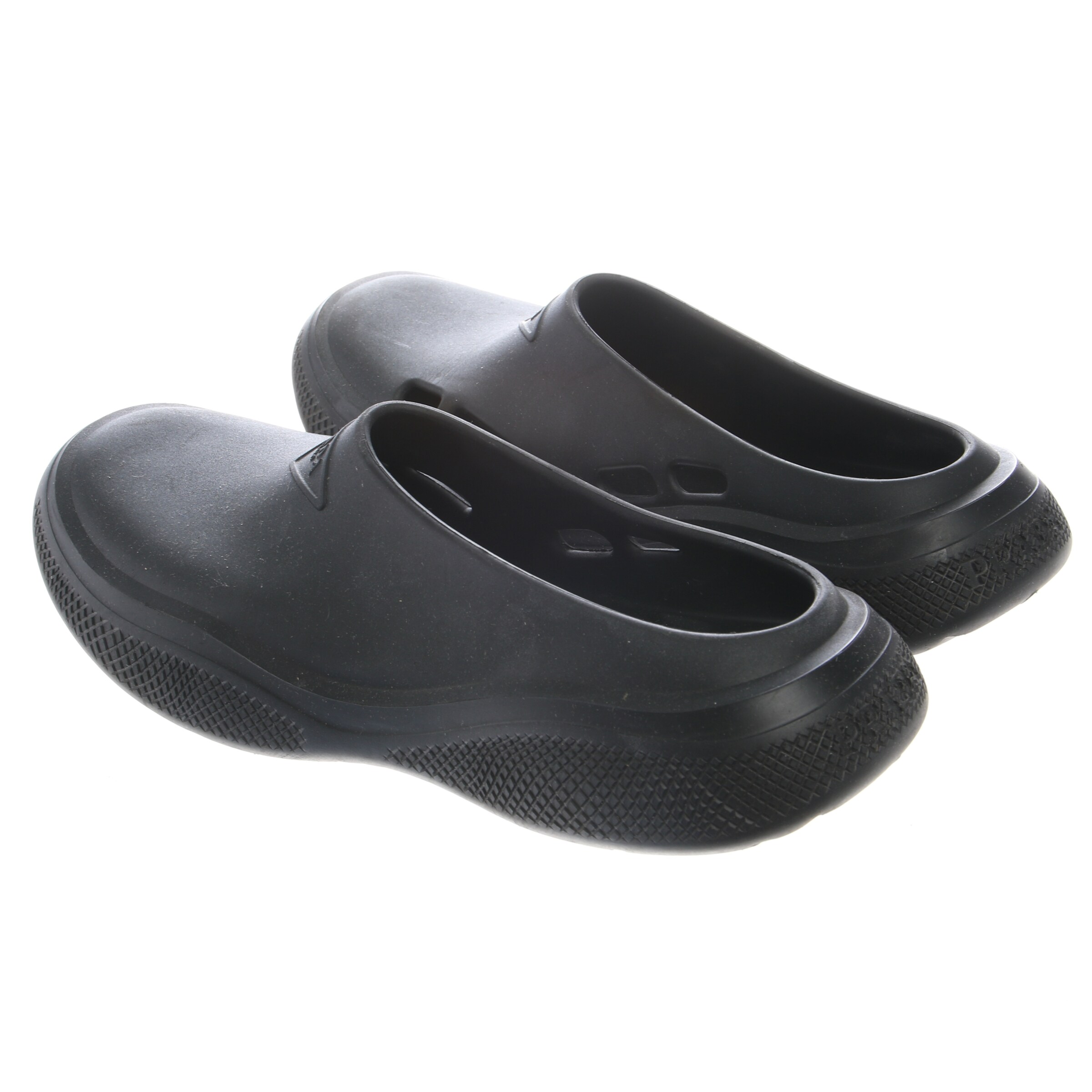PRADA Flats & Loafers in 35 in Black
