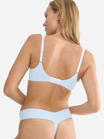 TRIUMPH Balconette BH ' Red Label Body Make-Up Illusion ' in Blauw