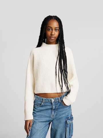 Pull-over Bershka en beige : devant