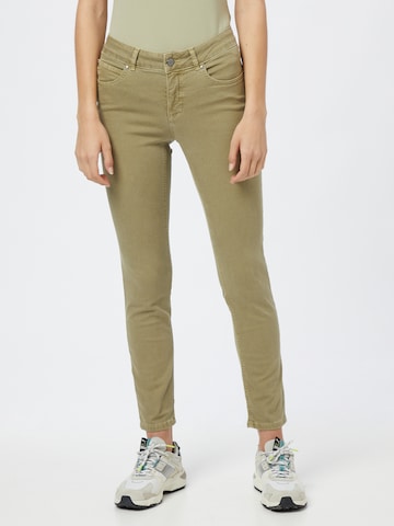 OUI Jeans in Green: front