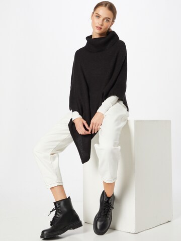 ONLY Cape 'Nicola' in Zwart