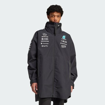 Veste fonctionnelle 'MERCEDES - AMG PETRONAS FORMULA ONE TEAM' ADIDAS PERFORMANCE en noir : devant
