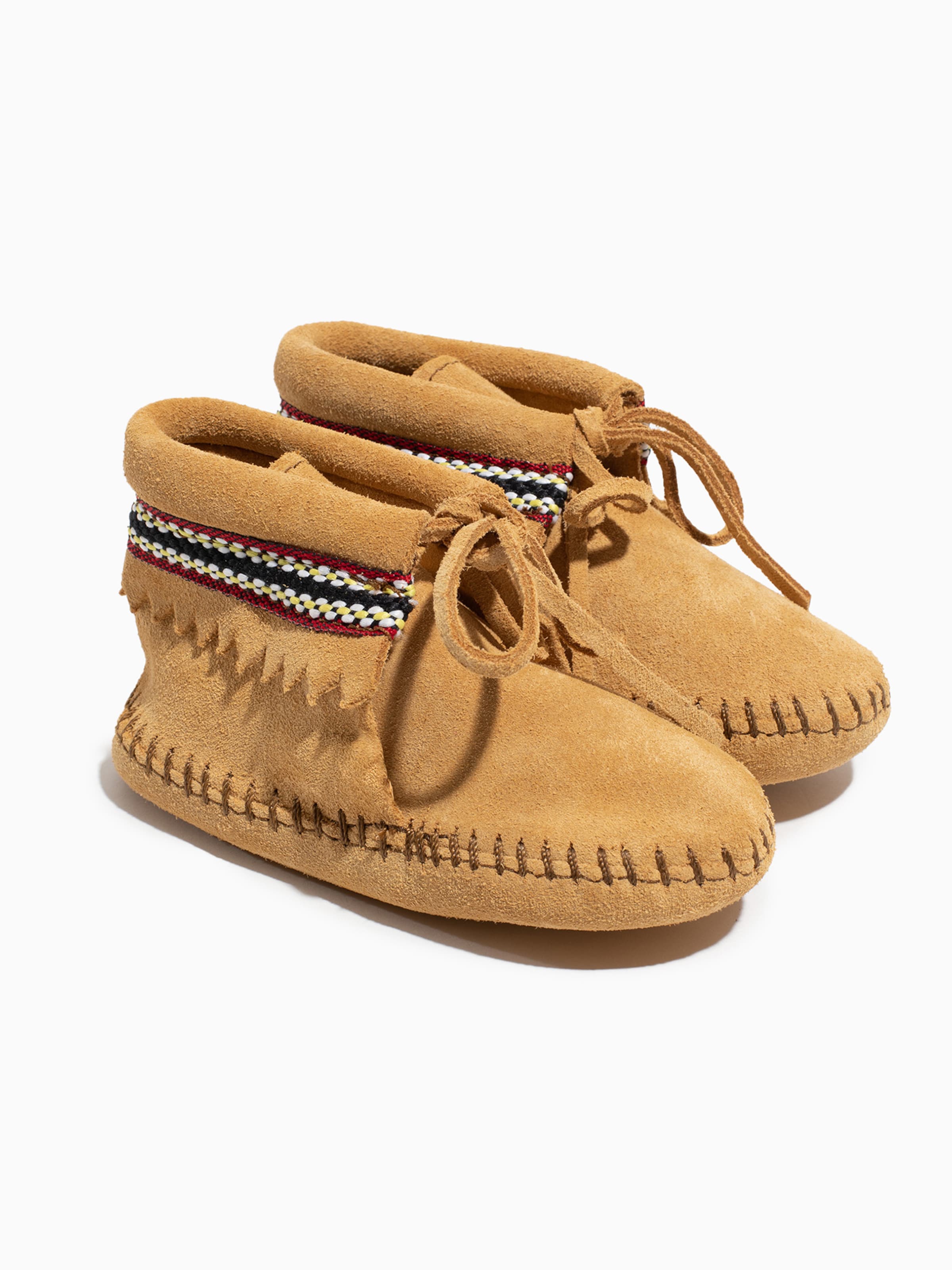 Minnetonka Snow boots 'Braid' in Brown