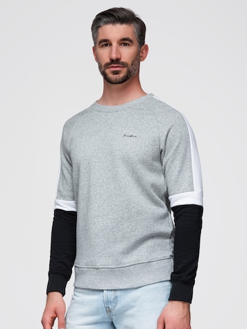 Sweat-shirt Ombre en gris : devant