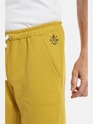 Regular Pantalon de sport 'Raune' Jan Vanderstorm en jaune