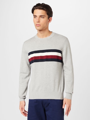 Pullover di TOMMY HILFIGER in grigio: frontale