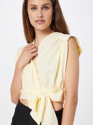 Gina Tricot Blouse 'Kelly' in Geel