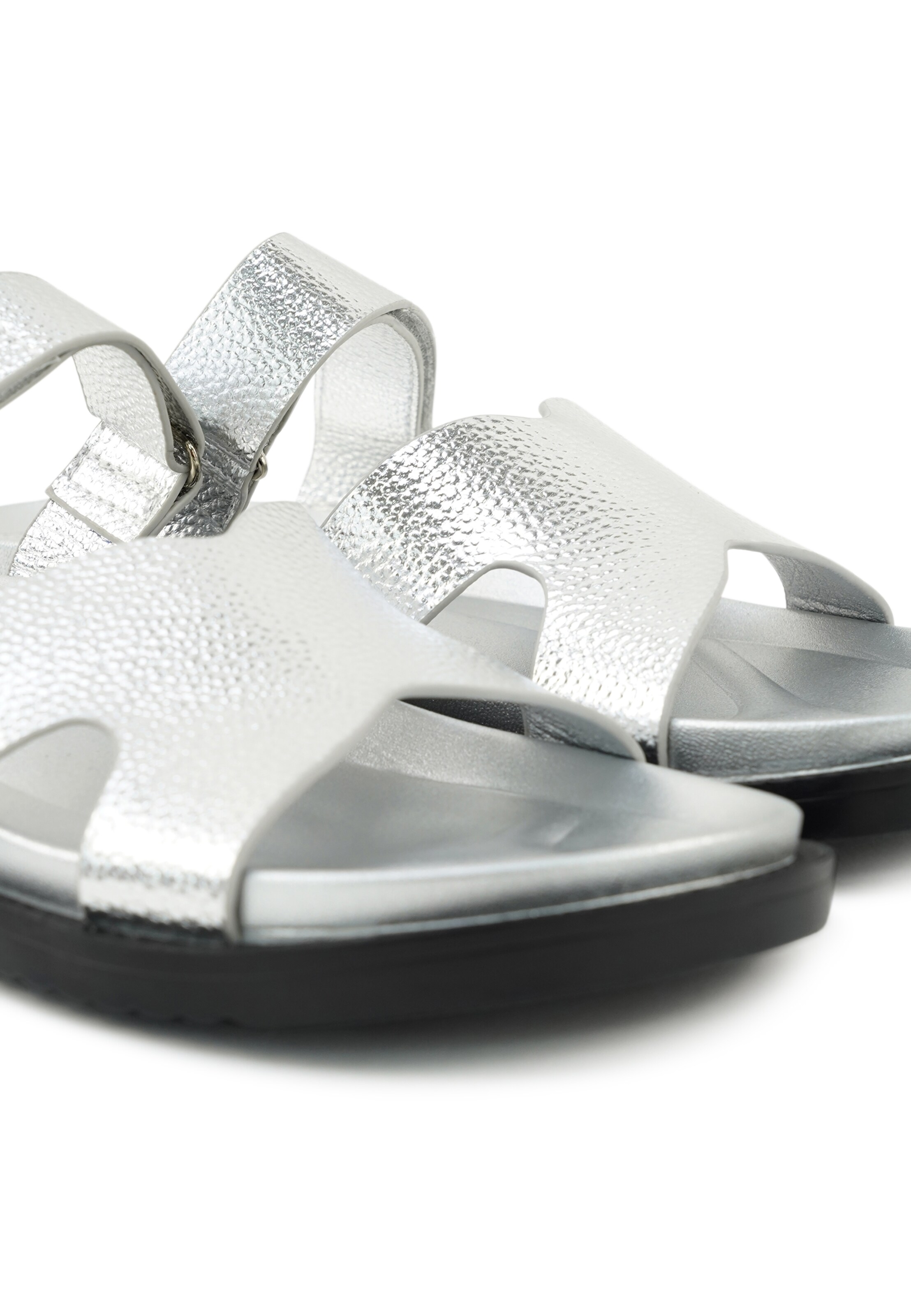 Findlay Mule 'DRIES' in Silver