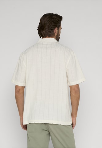 INDICODE JEANS - Ajuste regular Camisa 'Waves' en beige