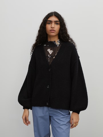 EDITED Cardigan 'Eliana' in Schwarz: predná strana