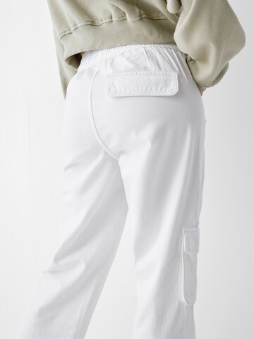 Loosefit Pantaloni cargo di Bershka in bianco