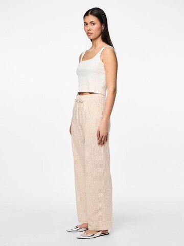 Loosefit Pantalon 'SALLY' PIECES en beige