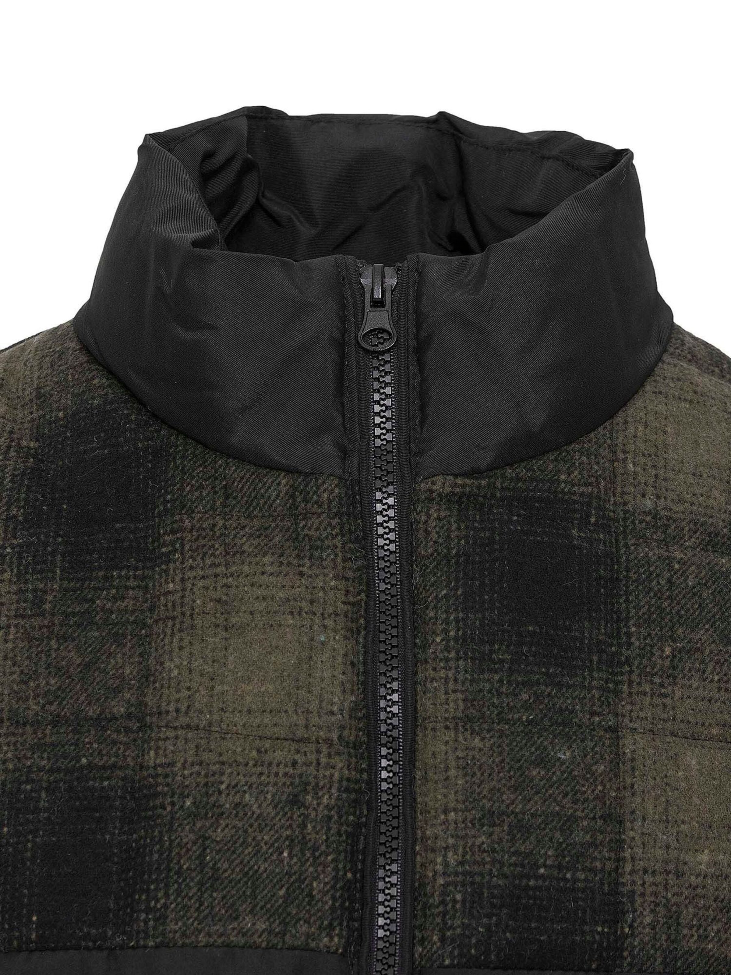 Daniel Hills Vest in Black