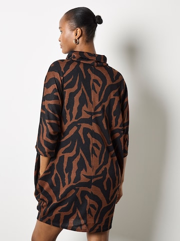 Robe oversize Apricot en marron