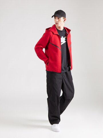 Nike Sportswear Ζακέτα φούτερ 'TECH FLEECE' σε κόκκινο
