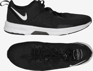 NIKE Sneaker 44 in Schwarz: Vorderseite