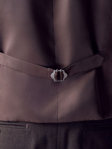 Next - Chaleco para traje en marrón