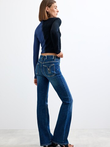 Desigual Bootcut Farkut värissä sininen