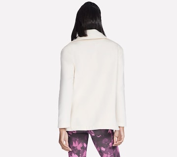 SKECHERS Between-Season Jacket in White