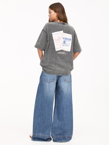 T-shirt oversize Pull&Bear en gris