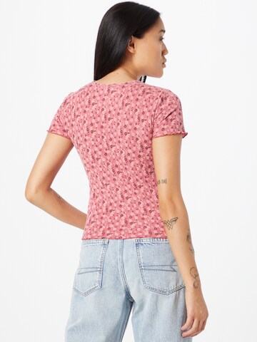 American Eagle T-Shirt in Pink