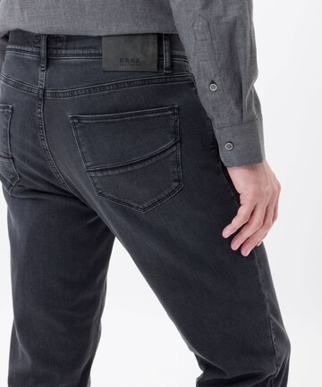 BRAX Regular Jeans 'Cadiz' in Grau