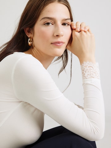 VERO MODA Shirt 'VMSKYE' in Wit