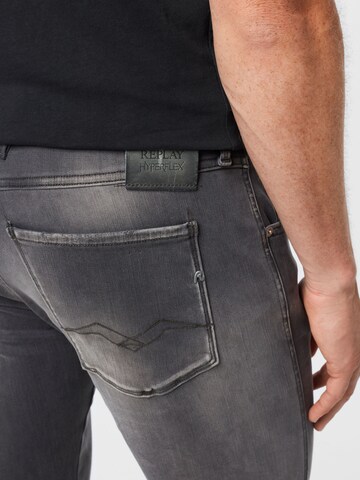 Slimfit Jeans 'ANBASS' di REPLAY in grigio