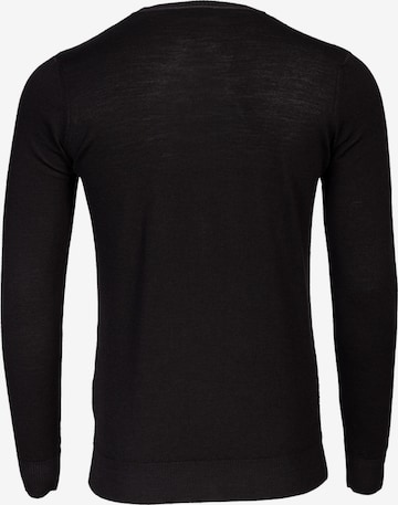 TREVOR'S Sweater in Black