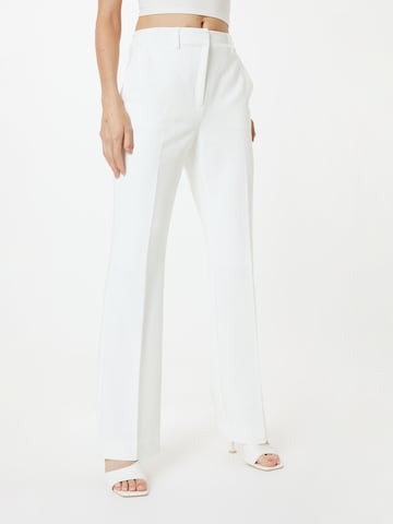 Y.A.S Flared Pleated Pants 'ZIMSA' in White: front