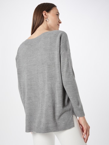 Pull-over 'Amalia' ONLY en gris