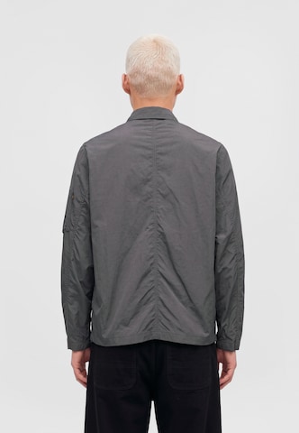 ALPHA INDUSTRIES Between-Season Jacket in Grey