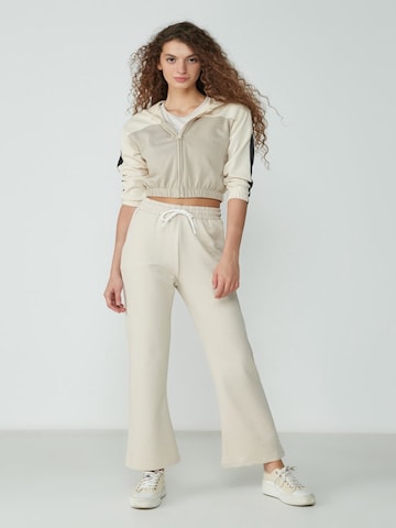 C&City Flared Hose in Beige: Vorderseite