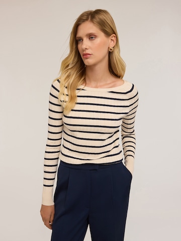 Pull-over MOTIVI en blanc