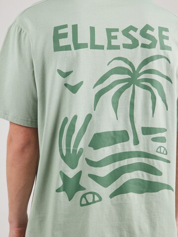 Tricou 'Tropicosa' de la ELLESSE pe verde
